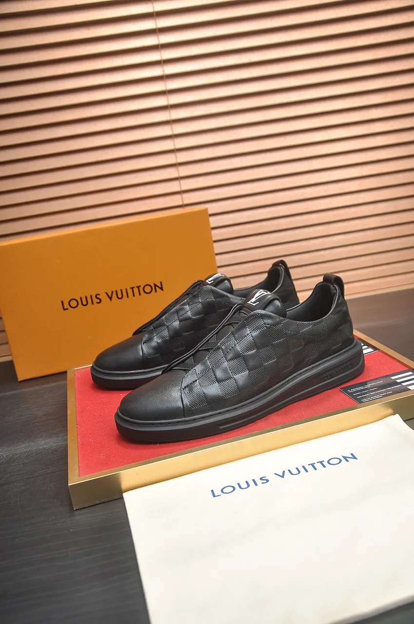 Men's shoes💰460💶【LOUIS VUITTON】Same model from LV.Louis Vuitton official website [satisfied] original single hot model LV original factory cowhide material👑1:1 original plate sheepskin lining, body accessories one to one mold opening💪 counter quality 🙏 Dear friends, if you still worry about wearing matching shoes💋, then these shoes are your best choice🎁🎁! 38-45 (45 is custom-made and cannot be returned or exchanged)